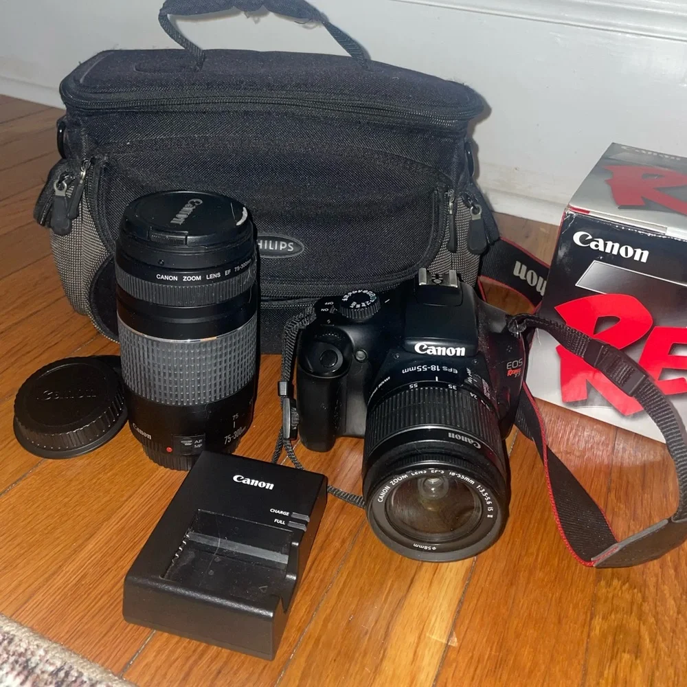 Canon Rebel T3 Camera & Kit